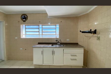 Casa para alugar com 100m², 3 quartos e 2 vagas Casa para alugar com 100m², 3 quartos e 2 vagasCozinha