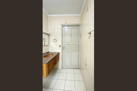 Casa para alugar com 100m², 3 quartos e 2 vagas Casa para alugar com 100m², 3 quartos e 2 vagasBanheiro 1