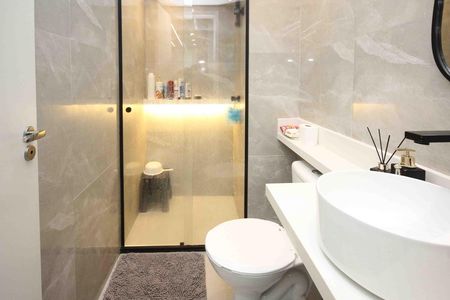 Apartamento à venda com 35m², 2 quartos e sem vaga Apartamento à venda com 35m², 2 quartos e sem vagaBanheiro