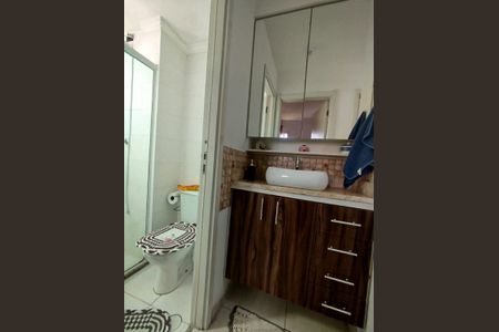 Apartamento à venda com 42m², 2 quartos e sem vaga Apartamento à venda com 42m², 2 quartos e sem vagaBanheiro