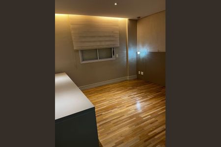 Apartamento à venda com 90m², 2 quartos e 2 vagas Apartamento à venda com 90m², 2 quartos e 2 vagasQuarto