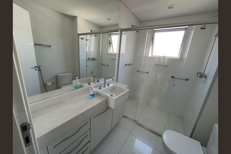 Apartamento à venda com 90m², 2 quartos e 2 vagas Apartamento à venda com 90m², 2 quartos e 2 vagasBanheiro