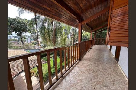 Casa para alugar com 300m², 4 quartos e 2 vagas
