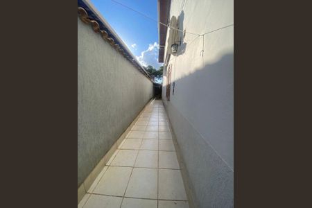 Casa para alugar com 300m², 4 quartos e 2 vagas