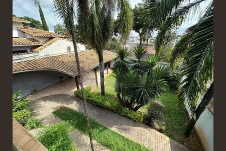 Casa para alugar com 300m², 4 quartos e 2 vagas