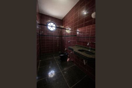 Casa para alugar com 300m², 4 quartos e 2 vagas