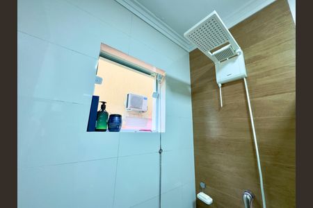Casa para alugar com 200m², 4 quartos e 2 vagas Casa para alugar com 200m², 4 quartos e 2 vagasBanheiro 4