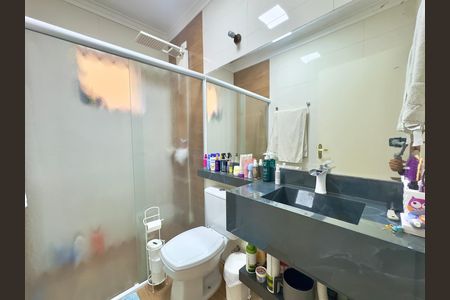 Casa para alugar com 200m², 4 quartos e 2 vagas Casa para alugar com 200m², 4 quartos e 2 vagasBanheiro 4