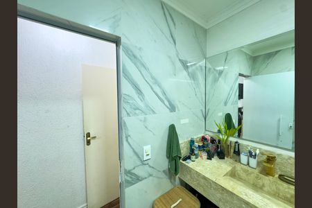 Casa para alugar com 200m², 4 quartos e 2 vagas Casa para alugar com 200m², 4 quartos e 2 vagasBanheiro 2