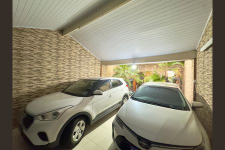 Casa para alugar com 200m², 4 quartos e 2 vagas Casa para alugar com 200m², 4 quartos e 2 vagasGaragem