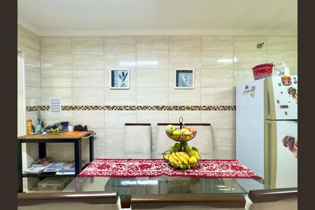 Casa para alugar com 200m², 4 quartos e 2 vagas Casa para alugar com 200m², 4 quartos e 2 vagasCozinha