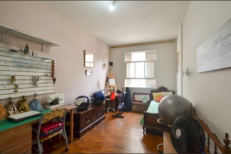 Apartamento à venda com 190m², 3 quartos e 1 vaga Apartamento à venda com 190m², 3 quartos e 1 vagaQuarto1