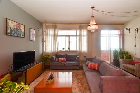 Apartamento à venda com 190m², 3 quartos e 1 vaga Apartamento à venda com 190m², 3 quartos e 1 vagaSala