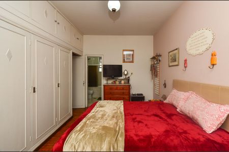 Apartamento à venda com 190m², 3 quartos e 1 vaga Apartamento à venda com 190m², 3 quartos e 1 vagaSuite