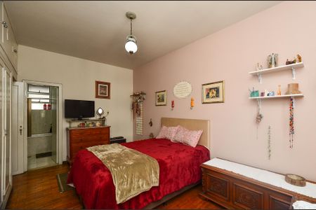 Apartamento à venda com 190m², 3 quartos e 1 vaga Apartamento à venda com 190m², 3 quartos e 1 vagaQuarto 2