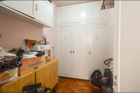 Apartamento à venda com 190m², 3 quartos e 1 vaga Apartamento à venda com 190m², 3 quartos e 1 vagaArea de serviço
