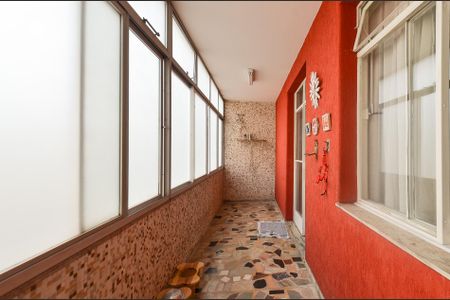 Apartamento à venda com 190m², 3 quartos e 1 vaga Apartamento à venda com 190m², 3 quartos e 1 vagaVaranda da sala