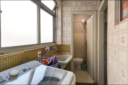 Apartamento à venda com 190m², 3 quartos e 1 vaga Apartamento à venda com 190m², 3 quartos e 1 vagaArea de serviço
