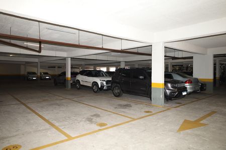 Apartamento à venda com 47m², 2 quartos e 1 vagaÁrea comum - Estacionamento