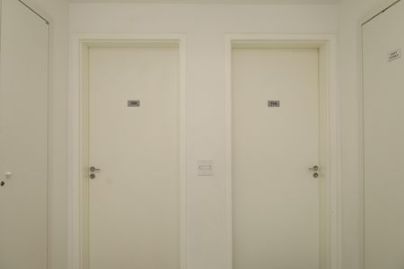 Apartamento à venda com 47m², 2 quartos e 1 vagaÁrea comum - Saguão do andar
