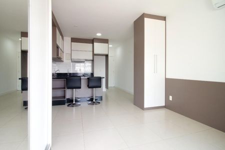 Cozinha de apartamento à venda com 1 quarto, 37m² em Vila Gomes Cardim, São Paulo