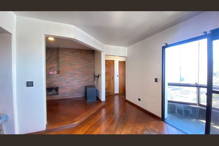 Apartamento à venda com 162m², 3 quartos e 2 vagas Apartamento à venda com 162m², 3 quartos e 2 vagasSala