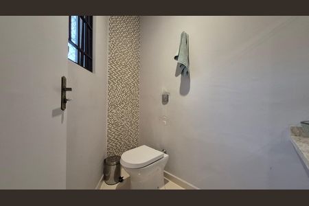 Apartamento à venda com 118m², 3 quartos e 3 vagas Apartamento à venda com 118m², 3 quartos e 3 vagasLavabo