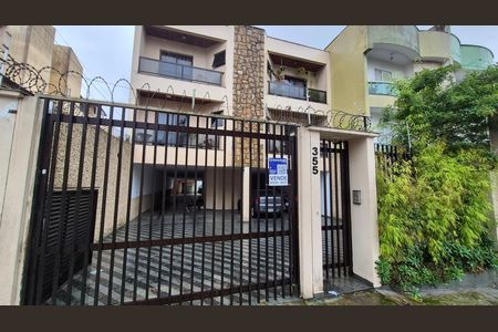 Apartamento à venda com 118m², 3 quartos e 3 vagas Apartamento à venda com 118m², 3 quartos e 3 vagasFachada