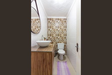 Casa à venda com 250m², 3 quartos e 4 vagas Casa à venda com 250m², 3 quartos e 4 vagasBanheiro de Serviço