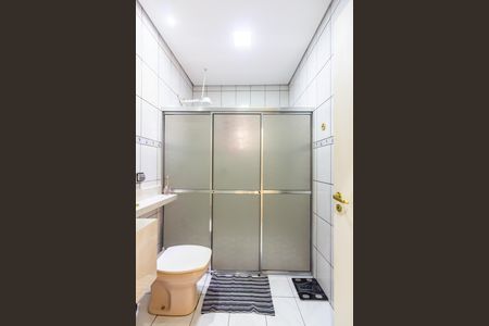 Casa à venda com 250m², 3 quartos e 4 vagas Casa à venda com 250m², 3 quartos e 4 vagasBanheiro 2