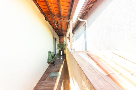 Sacada de casa à venda com 3 quartos, 250m² em Jardim D’abril, Osasco