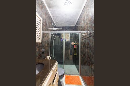 Casa à venda com 250m², 3 quartos e 4 vagas Casa à venda com 250m², 3 quartos e 4 vagasBanheiro 1