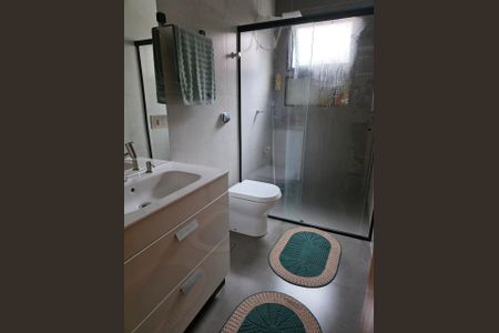 Casa à venda com 120m², 3 quartos e 1 vaga Casa à venda com 120m², 3 quartos e 1 vagaBanheiro
