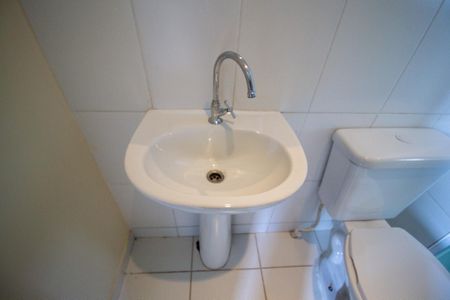 Apartamento para alugar com 48m², 2 quartos e 1 vaga Apartamento para alugar com 48m², 2 quartos e 1 vagaBanheiro