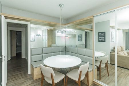 Sala de apartamento para alugar com 3 quartos, 84m² em Menino Deus, Porto Alegre