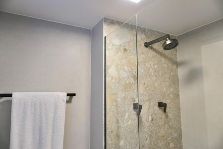 Studio para alugar com 44m², 1 quarto e 1 vaga Studio para alugar com 44m², 1 quarto e 1 vagaBanheiro