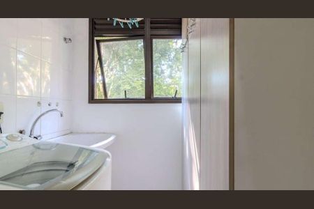 Área de serviço de apartamento à venda com 1 quarto, 50m² em São Geraldo, Porto Alegre