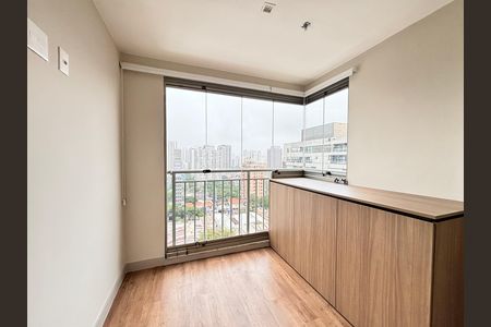 Apartamento para alugar com 34m², 1 quarto e sem vaga Apartamento para alugar com 34m², 1 quarto e sem vagaVaranda