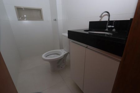 Apartamento para alugar com 40m², 2 quartos e sem vagaBanheiro