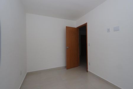 Quarto 1 de apartamento para alugar com 2 quartos, 40m² em Vila Formosa, São Paulo
