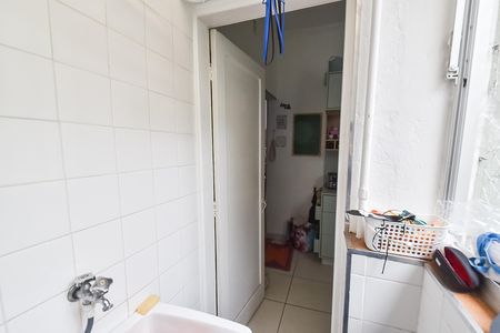 Apartamento à venda com 58m², 2 quartos e sem vaga Apartamento à venda com 58m², 2 quartos e sem vagaÁrea de serviço
