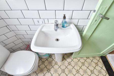 Apartamento à venda com 58m², 2 quartos e sem vaga Apartamento à venda com 58m², 2 quartos e sem vagaBanheiro