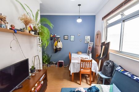 Apartamento à venda com 58m², 2 quartos e sem vaga Apartamento à venda com 58m², 2 quartos e sem vagaSala