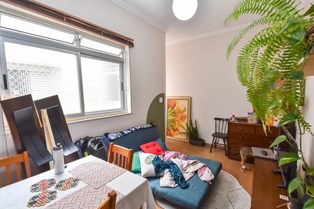 Apartamento à venda com 58m², 2 quartos e sem vaga Apartamento à venda com 58m², 2 quartos e sem vagaSala