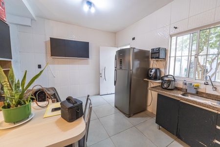 Cozinha de casa para alugar com 2 quartos, 150m² em Chácara Cruzeiro do Sul, São Paulo
