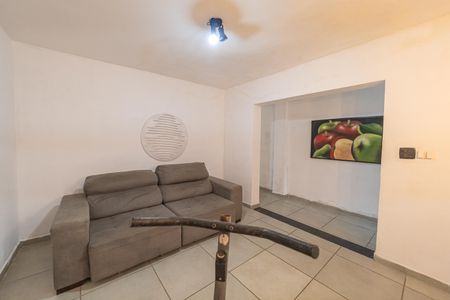 Casa para alugar com 150m², 2 quartos e 2 vagas Casa para alugar com 150m², 2 quartos e 2 vagasSala