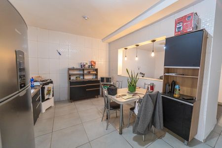 Casa para alugar com 150m², 2 quartos e 2 vagas Casa para alugar com 150m², 2 quartos e 2 vagasCozinha