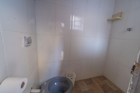 Casa para alugar com 150m², 2 quartos e 2 vagas Casa para alugar com 150m², 2 quartos e 2 vagasBanheiro 1