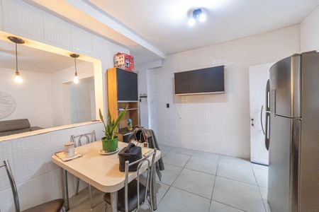 Casa para alugar com 150m², 2 quartos e 2 vagas Casa para alugar com 150m², 2 quartos e 2 vagasCozinha