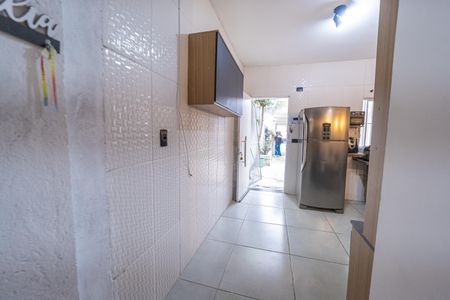 Casa para alugar com 150m², 2 quartos e 2 vagas Casa para alugar com 150m², 2 quartos e 2 vagasCorredor